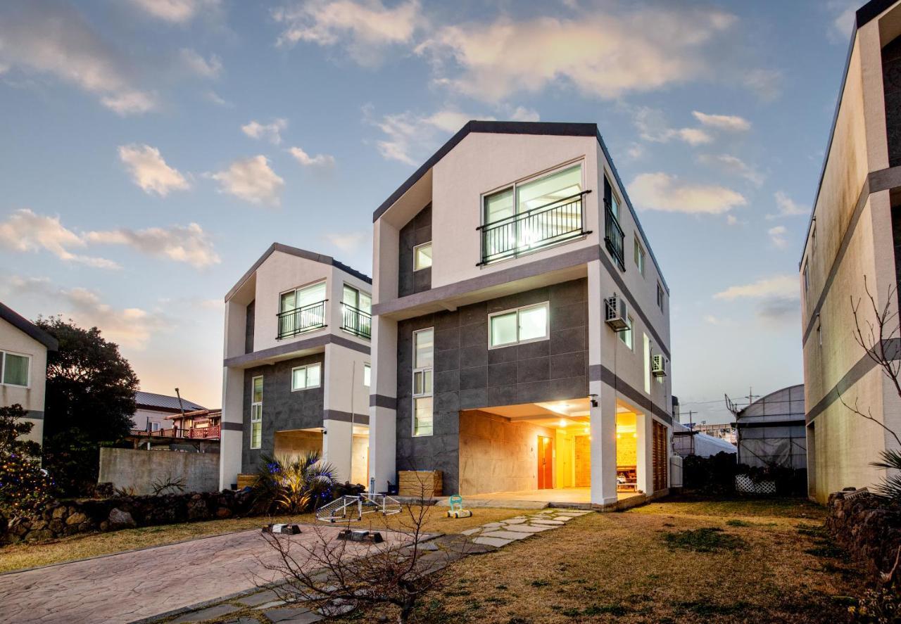 Haevichi Private Pension Seogwipo-stad Buitenkant foto