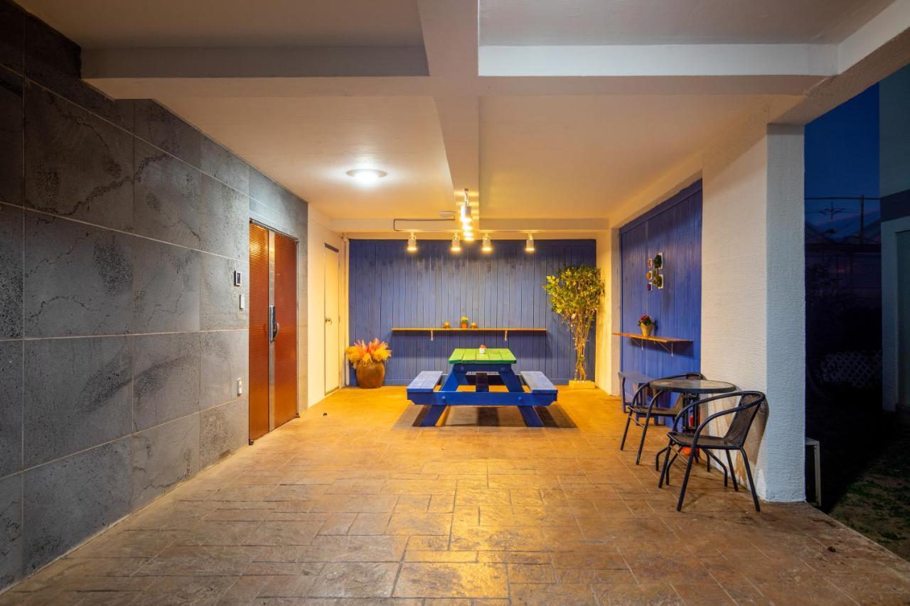 Haevichi Private Pension Seogwipo-stad Buitenkant foto
