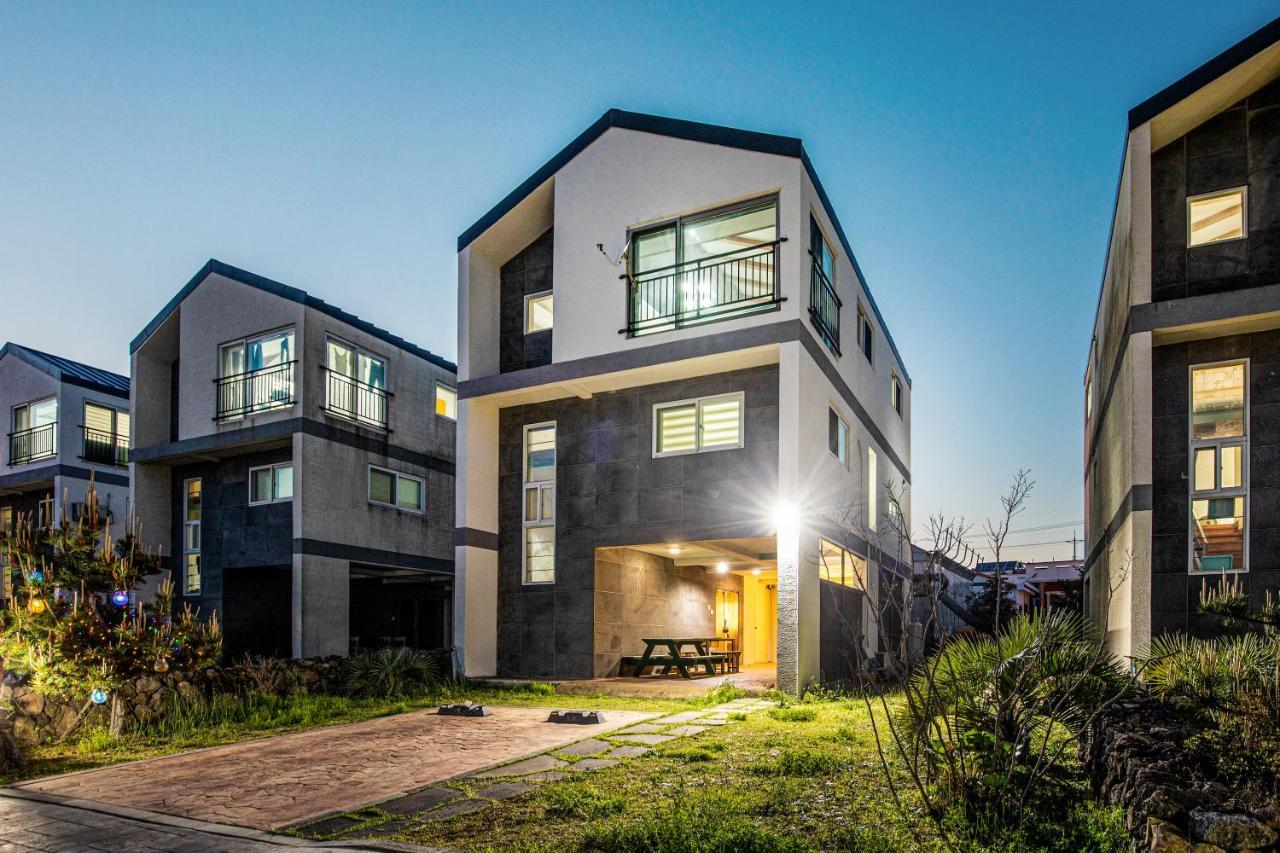 Haevichi Private Pension Seogwipo-stad Buitenkant foto