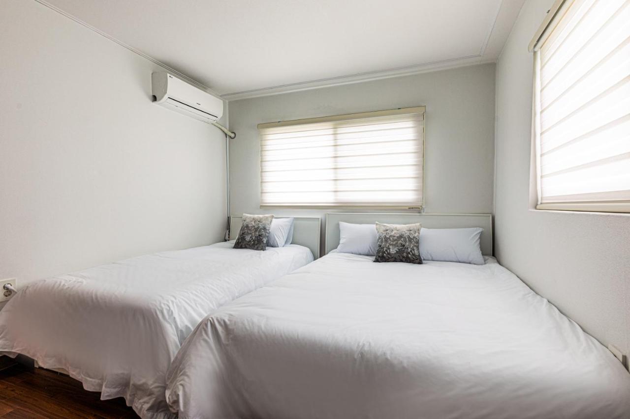 Haevichi Private Pension Seogwipo-stad Buitenkant foto
